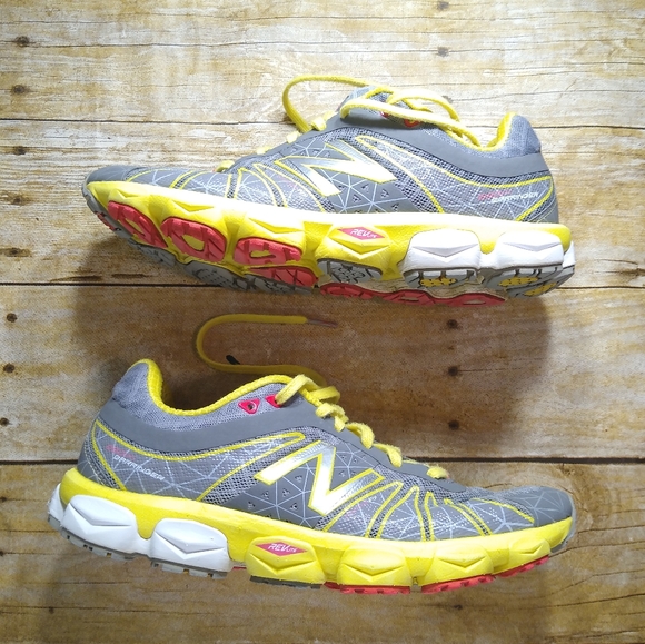 new balance 890 v4